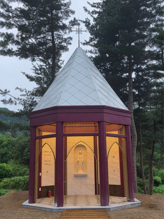 서지마을 성모정 외관